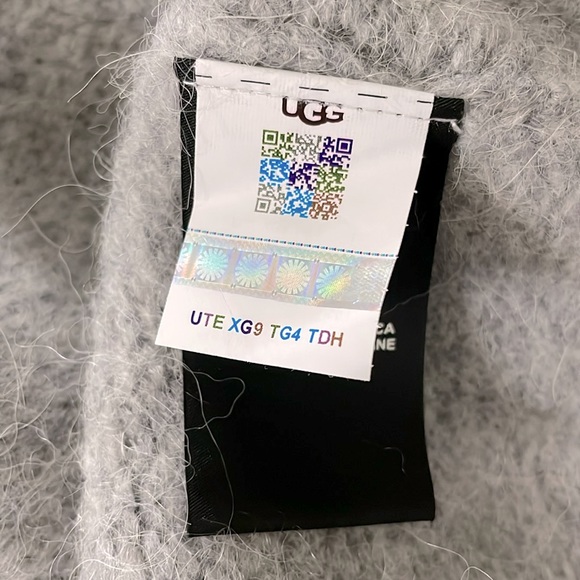 NWT UGG Women’s Lylah Rollneck Sweater. S - Picture 9 of 12